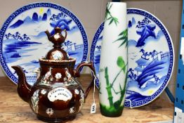 A VICTORIAN MEASHAM BARGEWARE TEAPOT, A PAIR OF JAPANESE CHARGERS AND A CAMEO GLASS VASE, the tea
