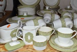 AN EIGHTY SIX PIECE ROYAL DOULTON SONNET H5012 DINNER SERVICE, comprising three tureens, a sauceboat