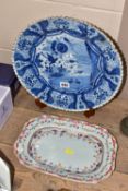 A LATE 18TH CENTURY CHINESE EXPORT PORCELAIN MEAT PLATTER OF SHAPED RECTANGULAR FORM, Famille Rose