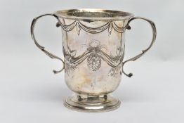 A GEORGE III SILVER LOVING CUP, bell shape body with embossed and chased floral and swag design with