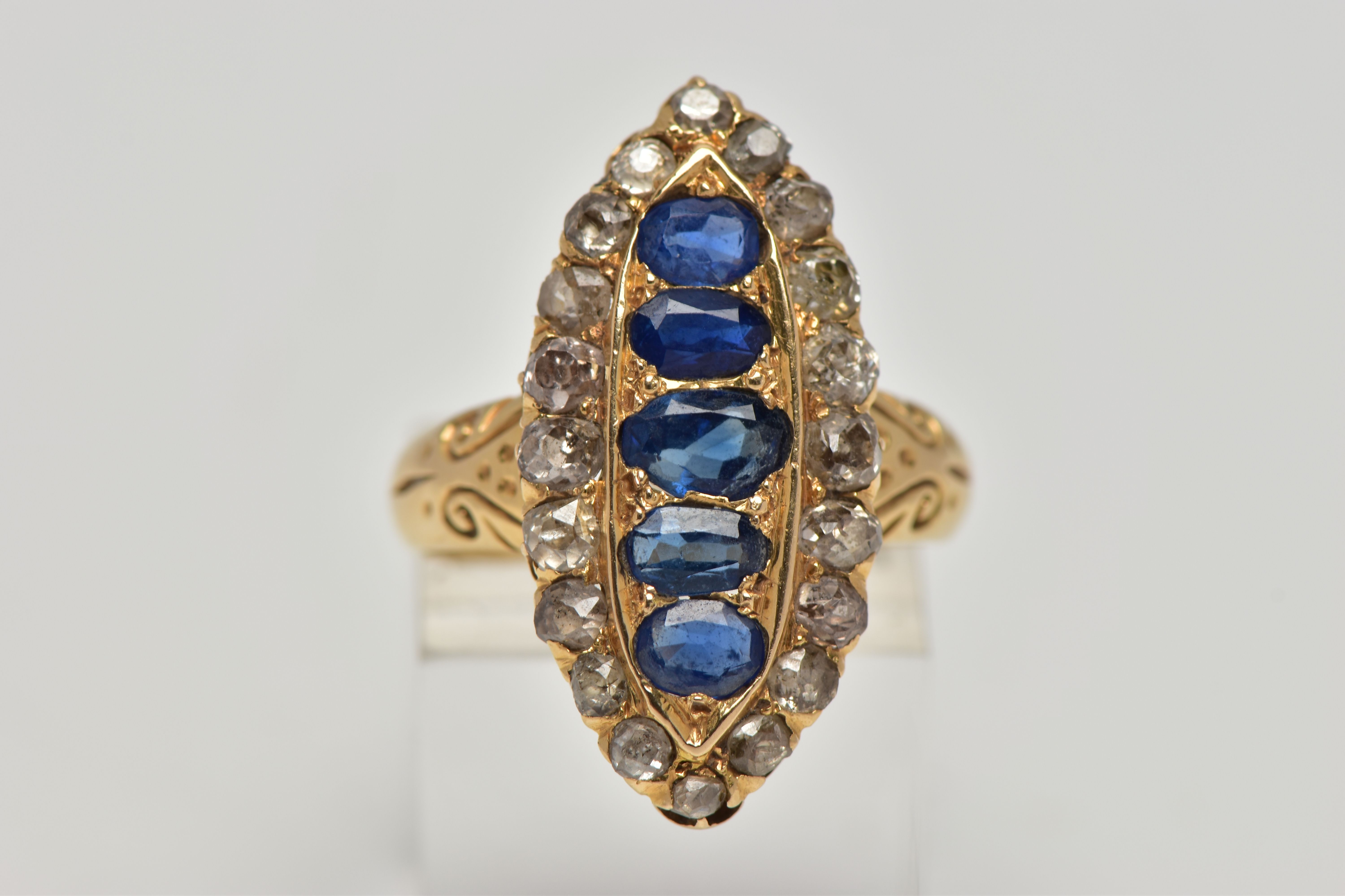 AN 18CT GOLD, LATE VICTORIAN SAPPHIRE AND DIAMOND RING, of a large marquise form set centrally - Bild 5 aus 10