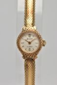 A LADIES 9CT GOLD 'ACCURIST' WRISTWATCH, hand wound movement, round champagne dial signed 'Accurist,