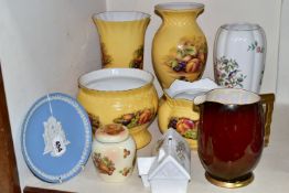 A GROUP OF CERAMICS, to include four large pieces of Aynsley Orchard Gold including limited