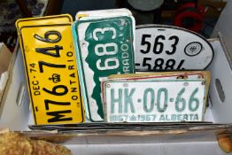 ONE BOX CONTAINING NINETEEN VEHICLE LICENSE PLATES, comprising seven from U.S.A; Alabama 1981, New