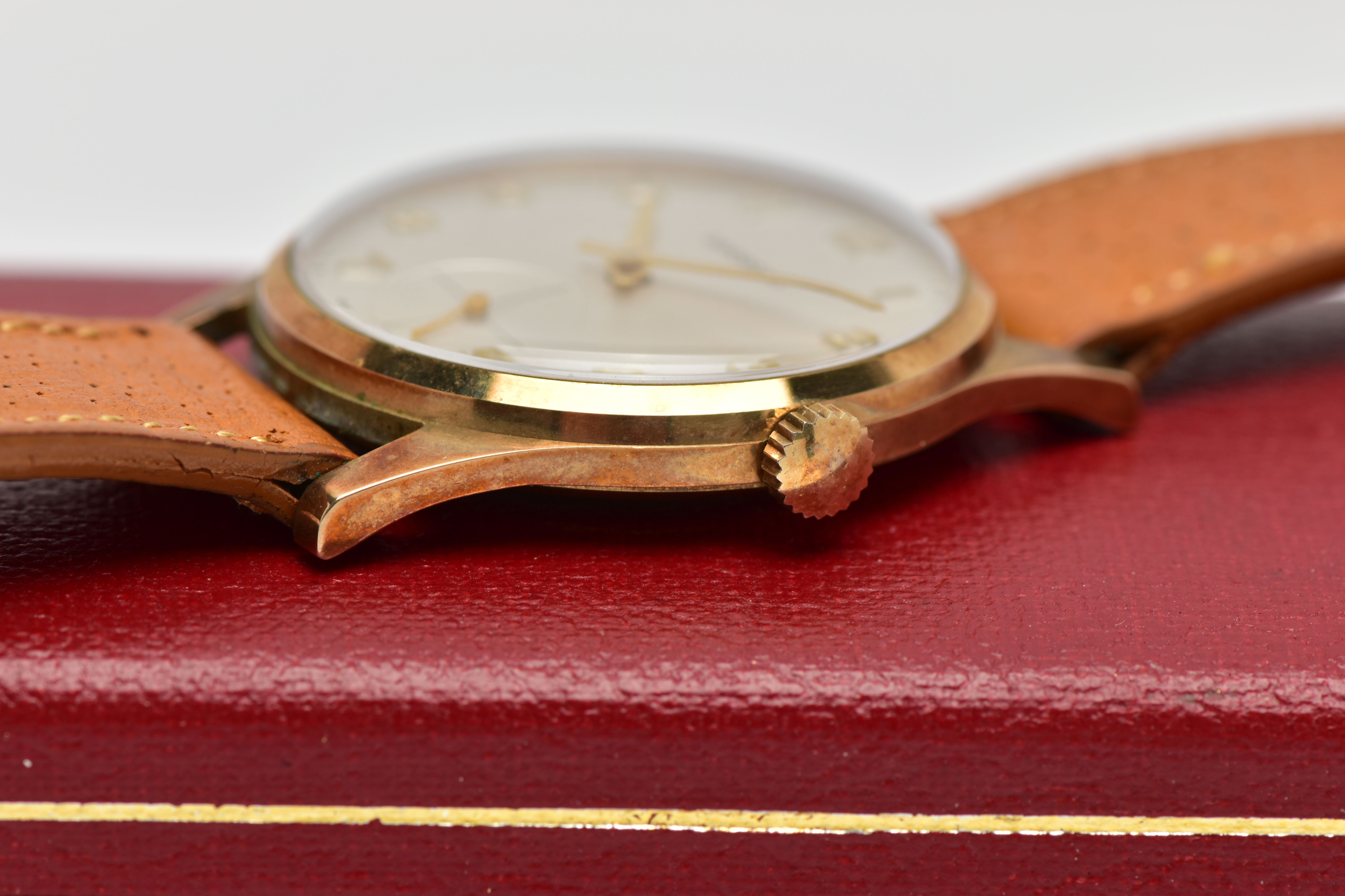 A 9CT GOLD 'GARRARD' WRISTWATCH, hand wound movement, round white dial signed 'Garrard' 'Swiss - Bild 6 aus 6