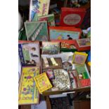 TWO BOXES OF EARLY TO MID 20TH CENTURY JIGSAW PUZZLES AND BOARD GAMES, to include two R. Journet