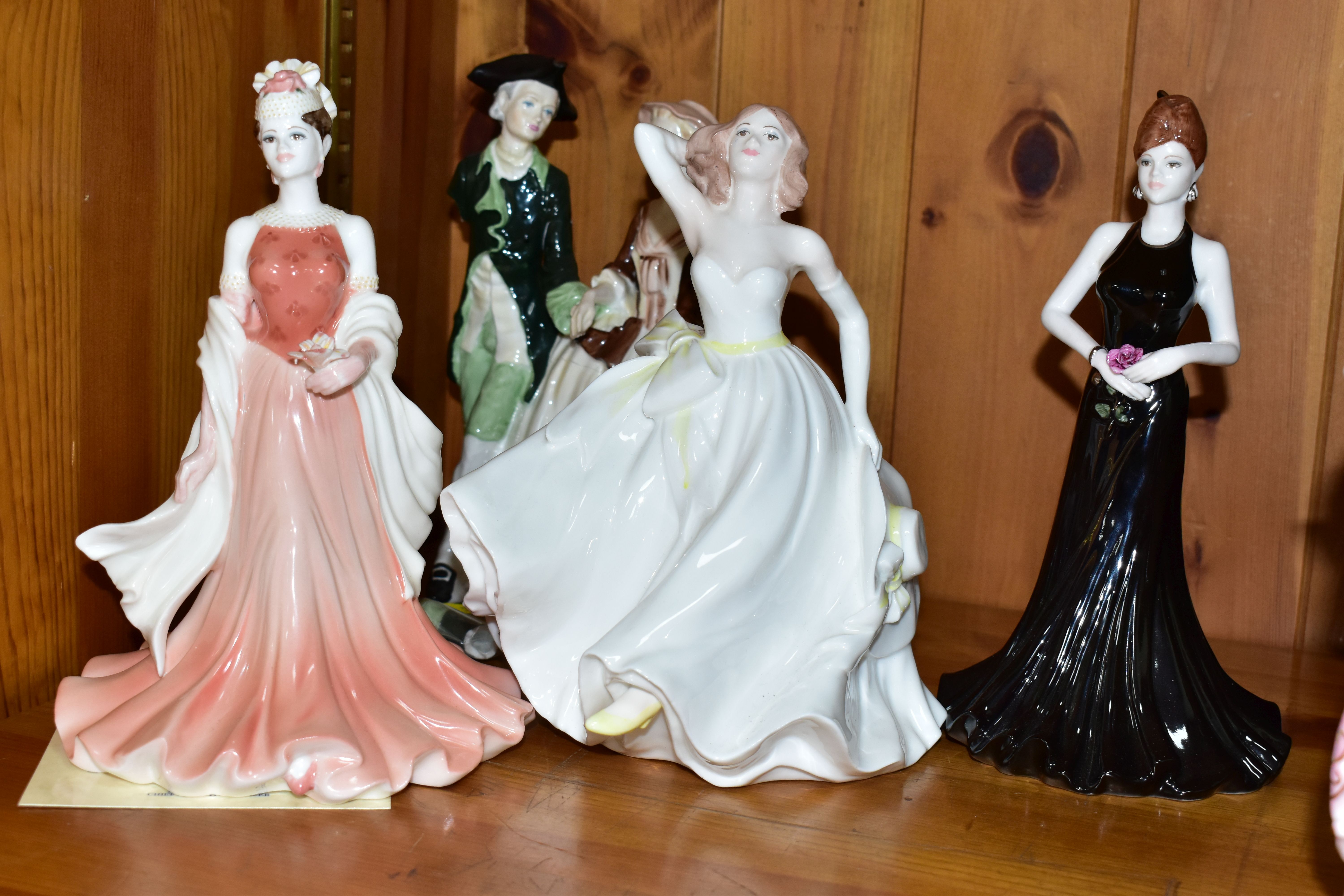 SIX COALPORT FIGURINES/FIGURE GROUP, comprising limited edition Lady Harriet 2857/12500, limited - Image 5 of 7