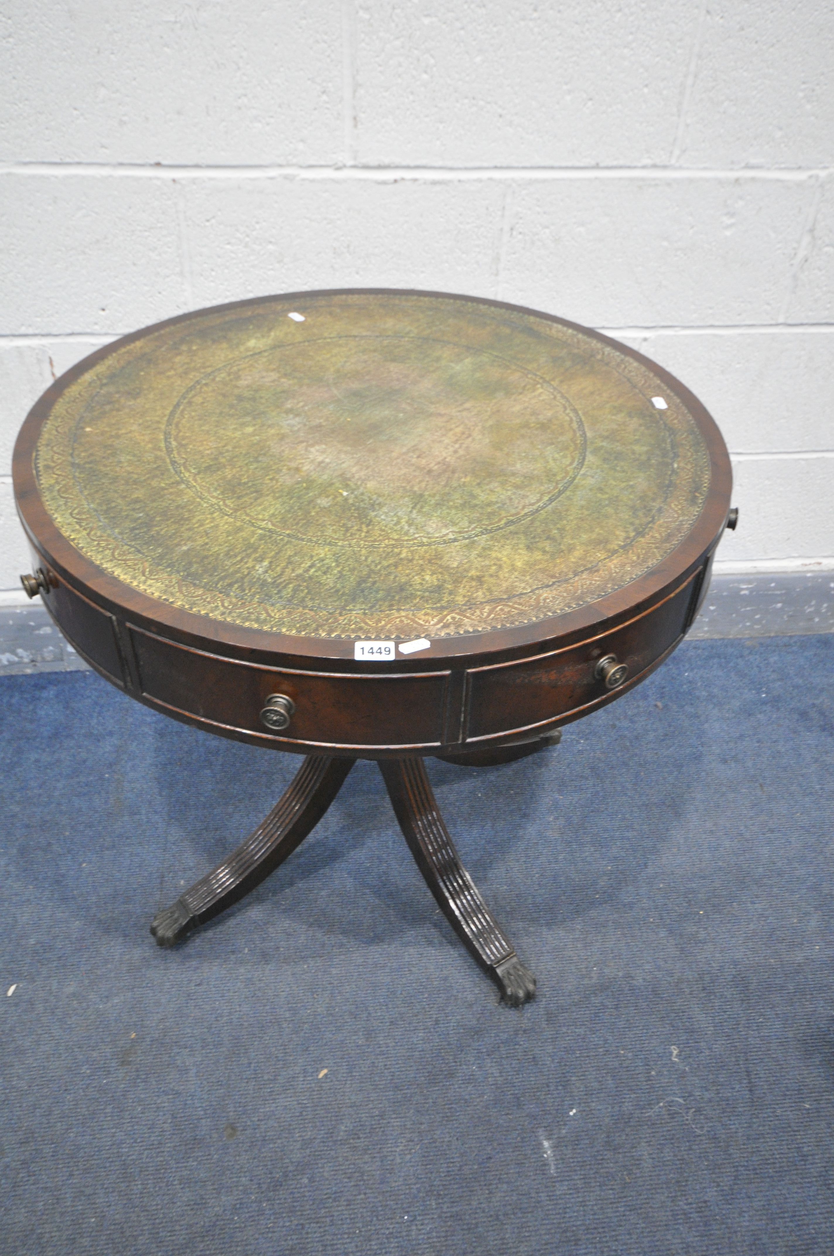 A REPRODUCTION MAHOGANY PEDESTAL DRUM TABLE, with a green leather and gilt tooled leather inlay top,