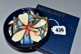 A BOXED MOORCROFT POTTERY 2004 COLLECTORS CLUB PIN DISH, in 'Panache' pattern, having impressed