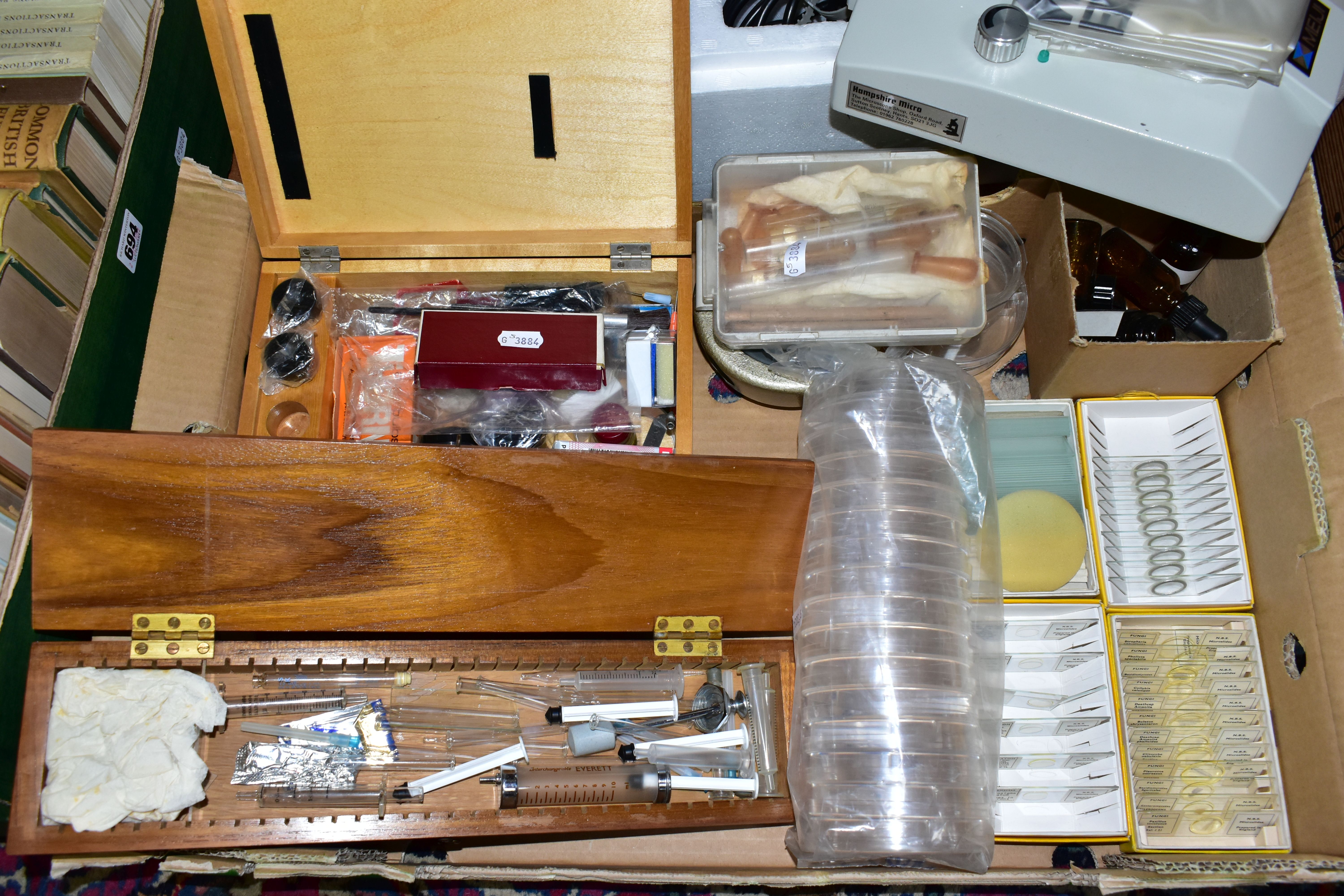 MICROSCOPE, a Meiji ML200 Biological Microscope with a box of Laboratory accessories and two boxes - Image 2 of 9