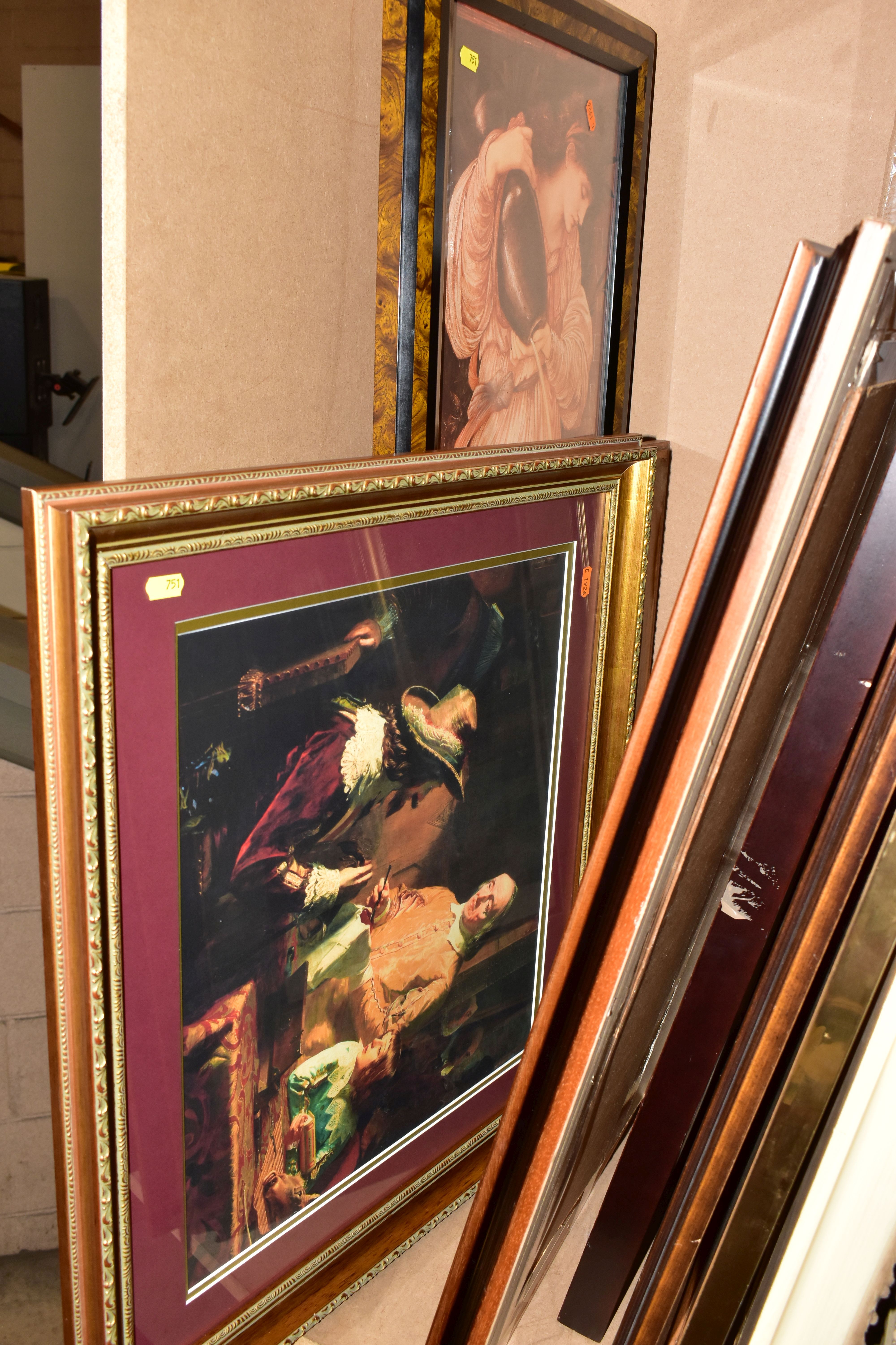 A QUANTITY OF FRAMED PRINTS ETC, to include Van Dykes image of Charles I, approximate size 79cm - Bild 7 aus 7