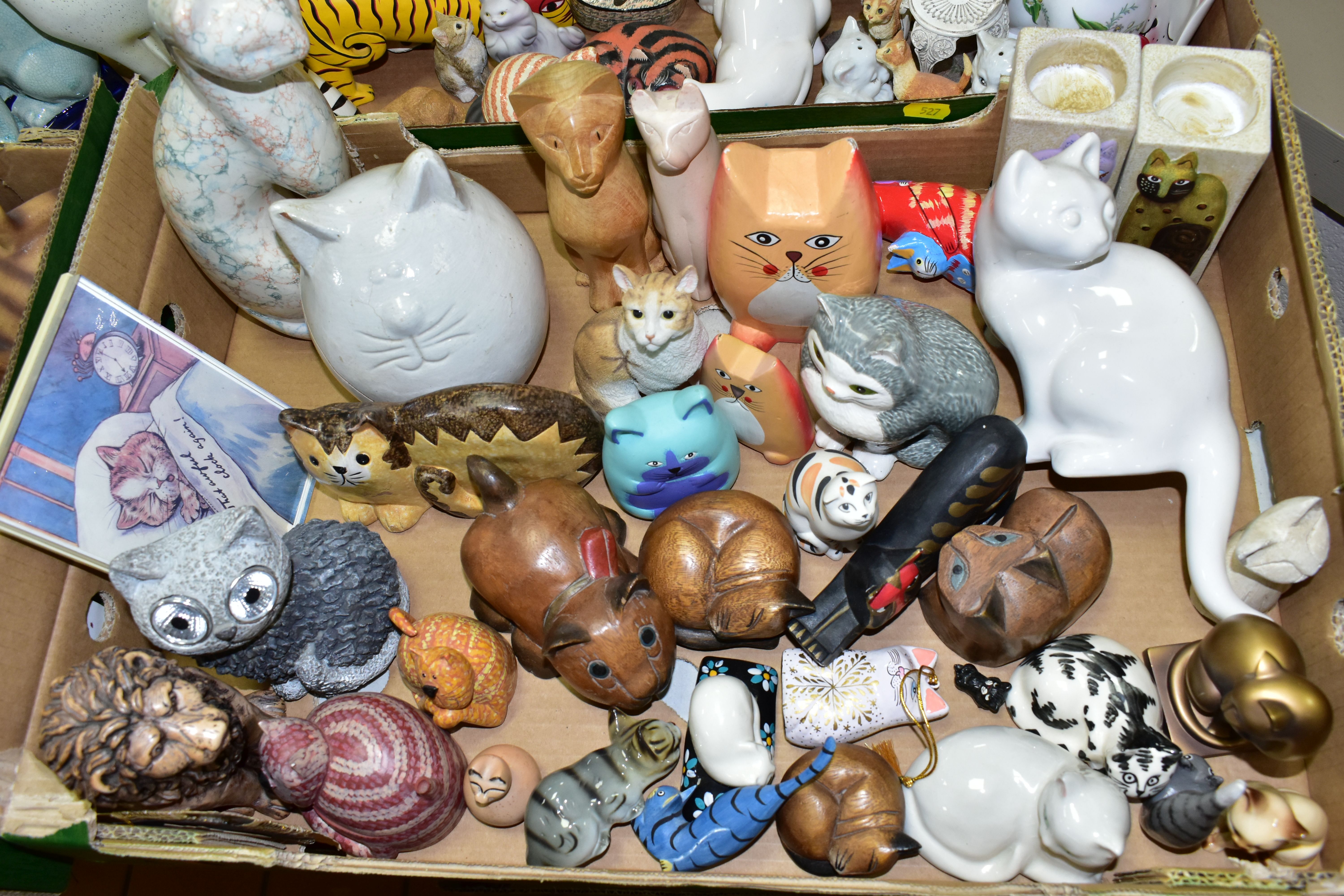 FIVE BOXES OF CAT ORNAMENTS AND OTHER CAT THEMED ITEMS, over one hundred ornaments to include two - Image 2 of 6