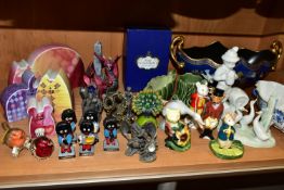 A GROUP OF ASSORTED CERAMIC, METAL AND PLASTER ORNAMENTS INCLUDING A BESWICK 'RUPERT THE BEAR', a