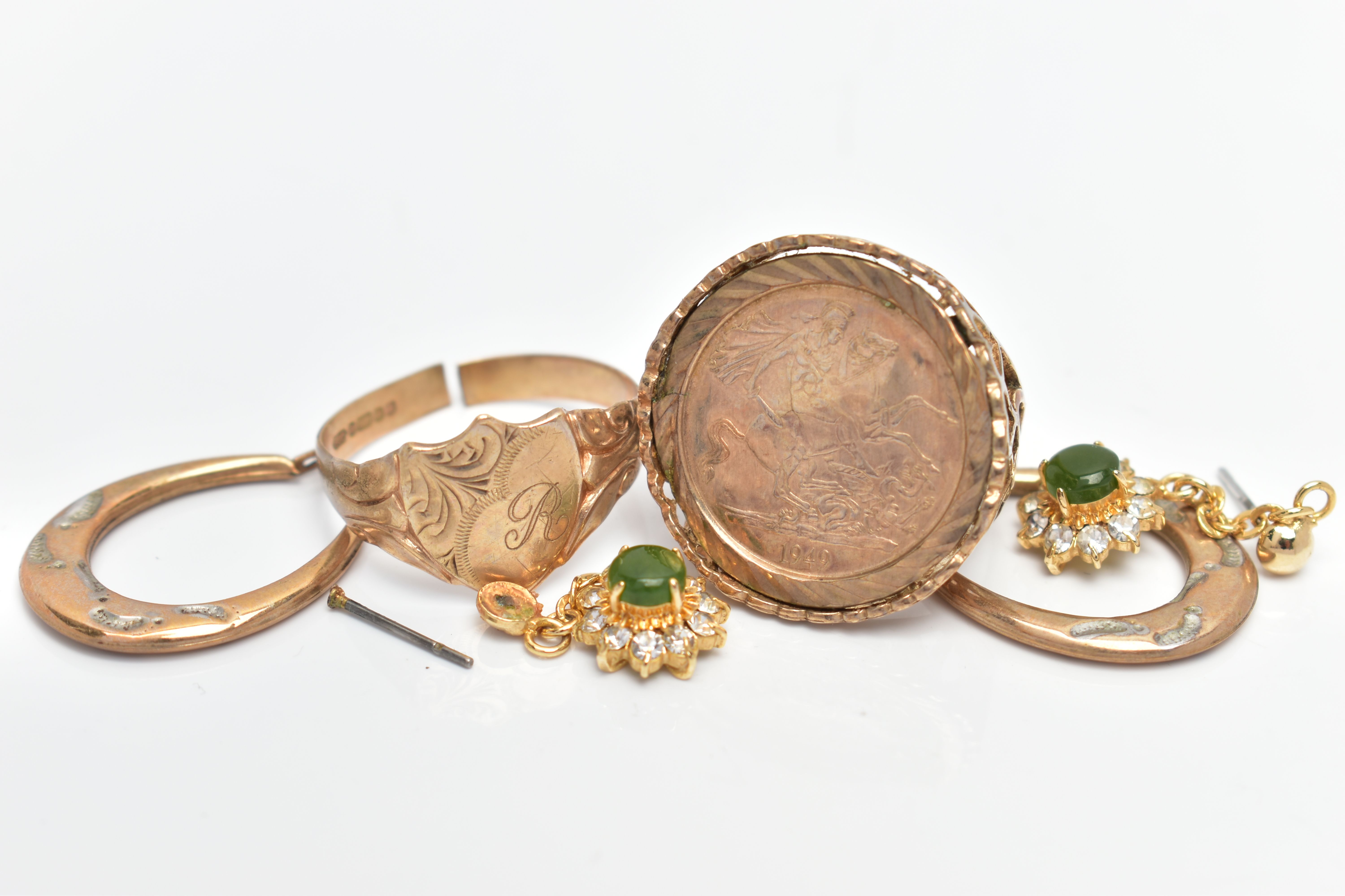 A SELECTION OF YELLOW METAL AND COSTUME JEWELLERY, to include a 9ct gold ring with imitation coin,