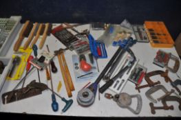 A COLLECTION OF VINTAGE AND MODERN TOOLS, to include three various branded g-clamps, a tray of