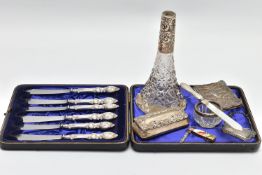 AN ASSORTMENT OF SILVER ITEMS, to include a silver handled mother of pearl letter opener, hallmarked