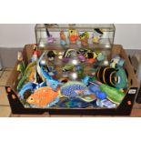 A BOX OF FISH ORNAMENTS IN CERAMIC, RESIN, WOOD AND GLASS, ETC, including a glass display case of