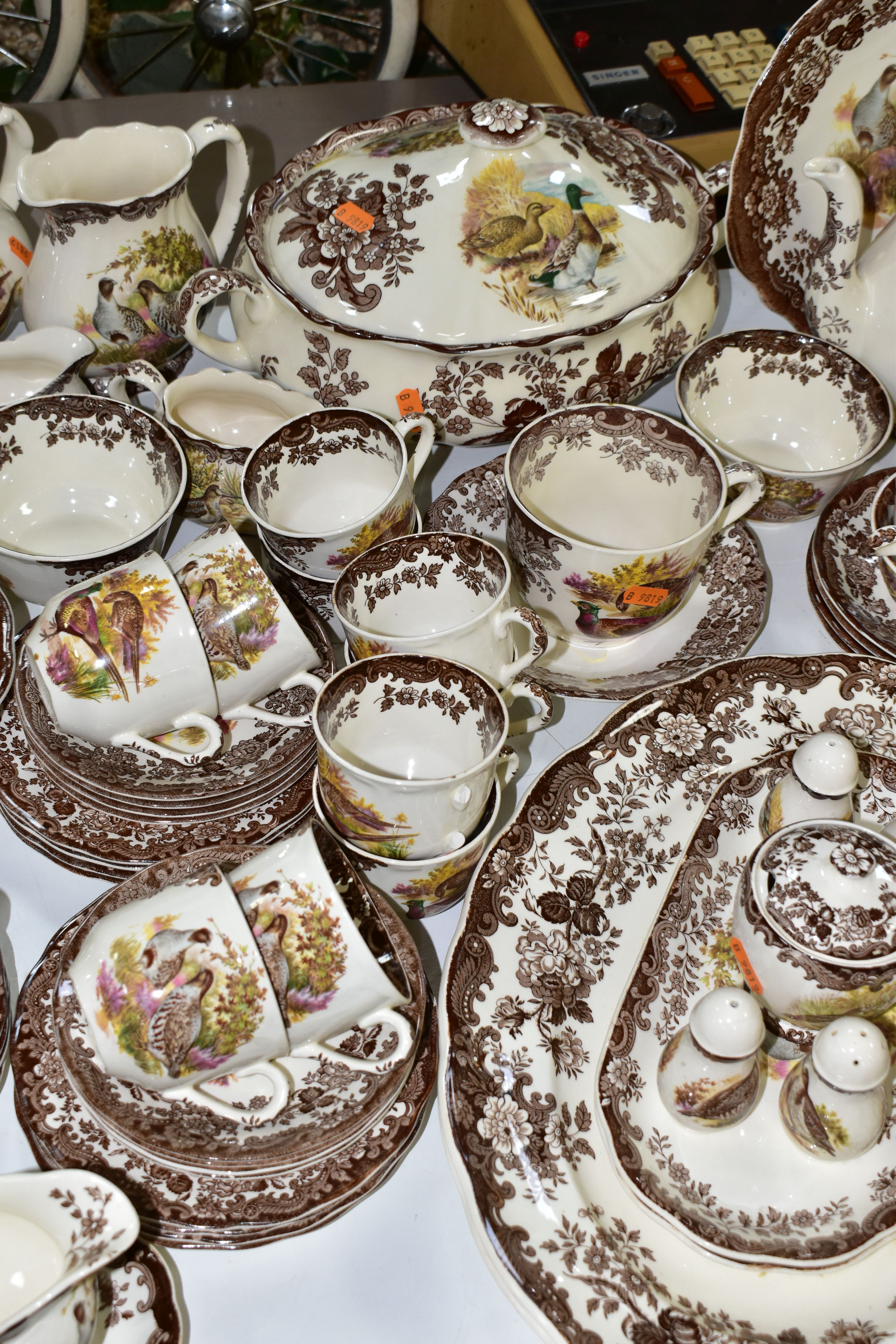 A ONE HUNDRED AND THIRTY NINE PIECE PALISSY (ROYAL WORCESTER) GAME SERIES DINNER SERVICE, comprising - Image 4 of 7