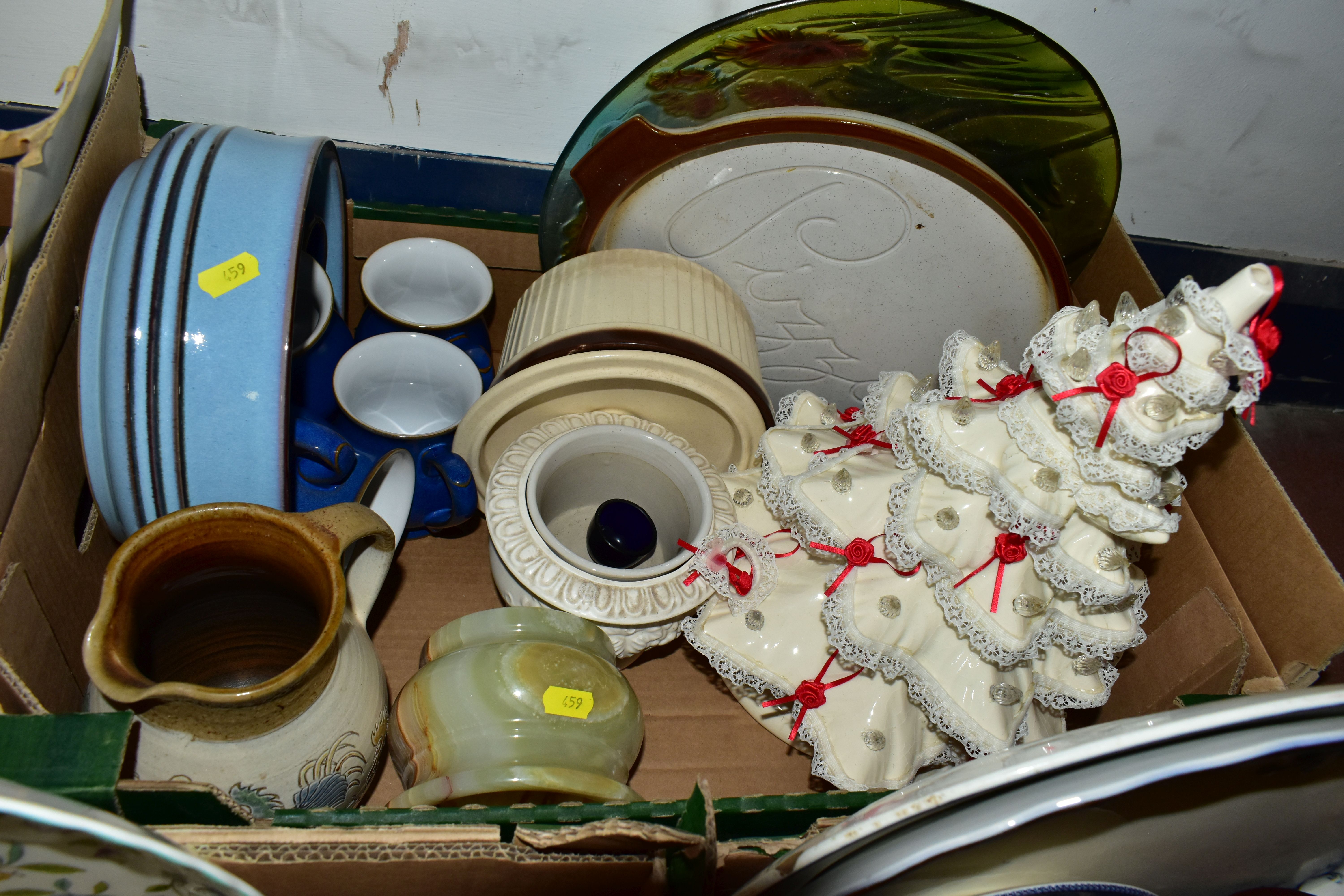 FIVE BOXES OF CERAMICS AND GLASSWARE, to include a Belleek sugar bowl (chipped & cracked), Royal - Image 6 of 7