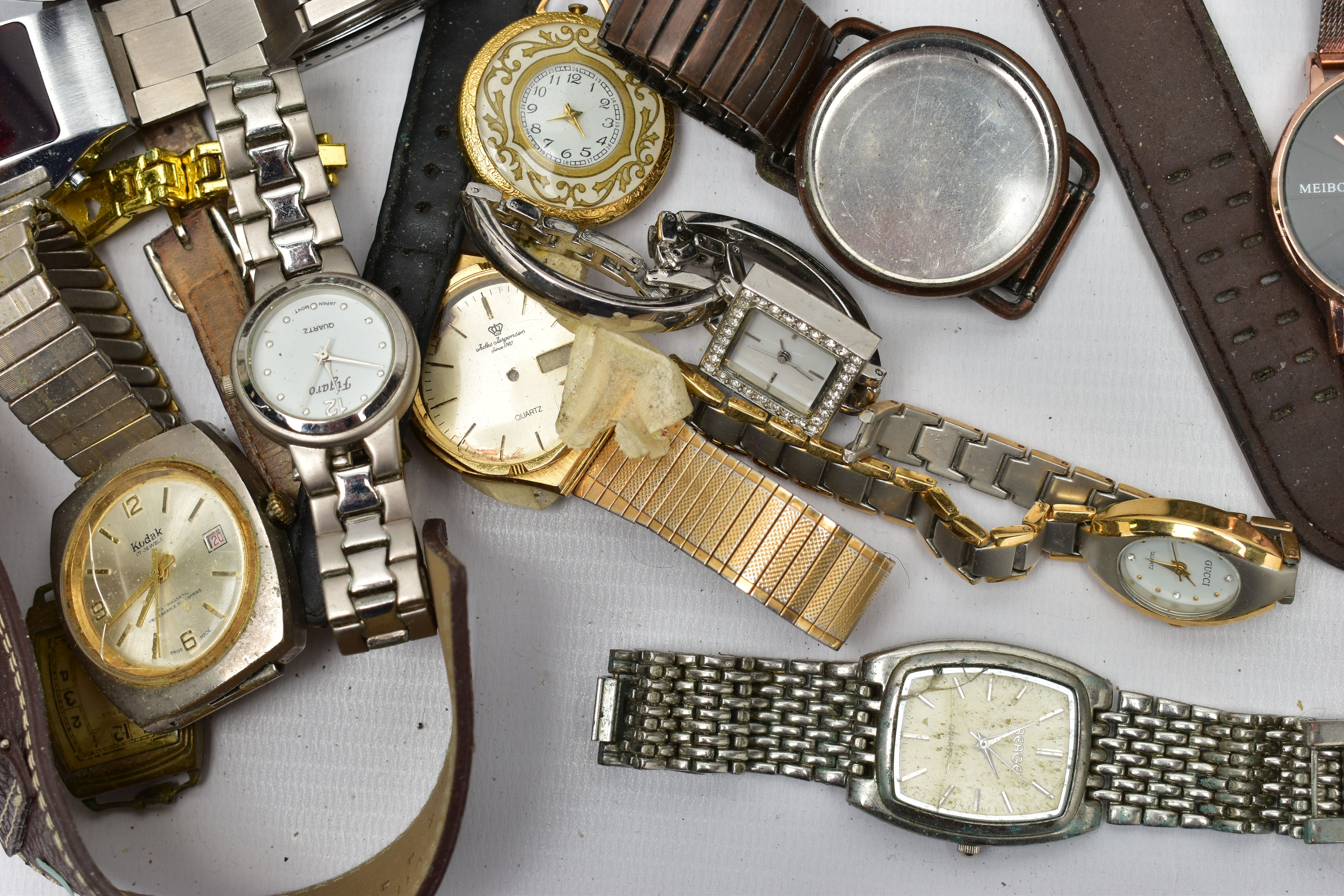 A COLLECTION OF QUARTZ, HAND WOUND AND DIGITAL WRISTWATCHES, names to include 'Chaumont, - Image 3 of 5