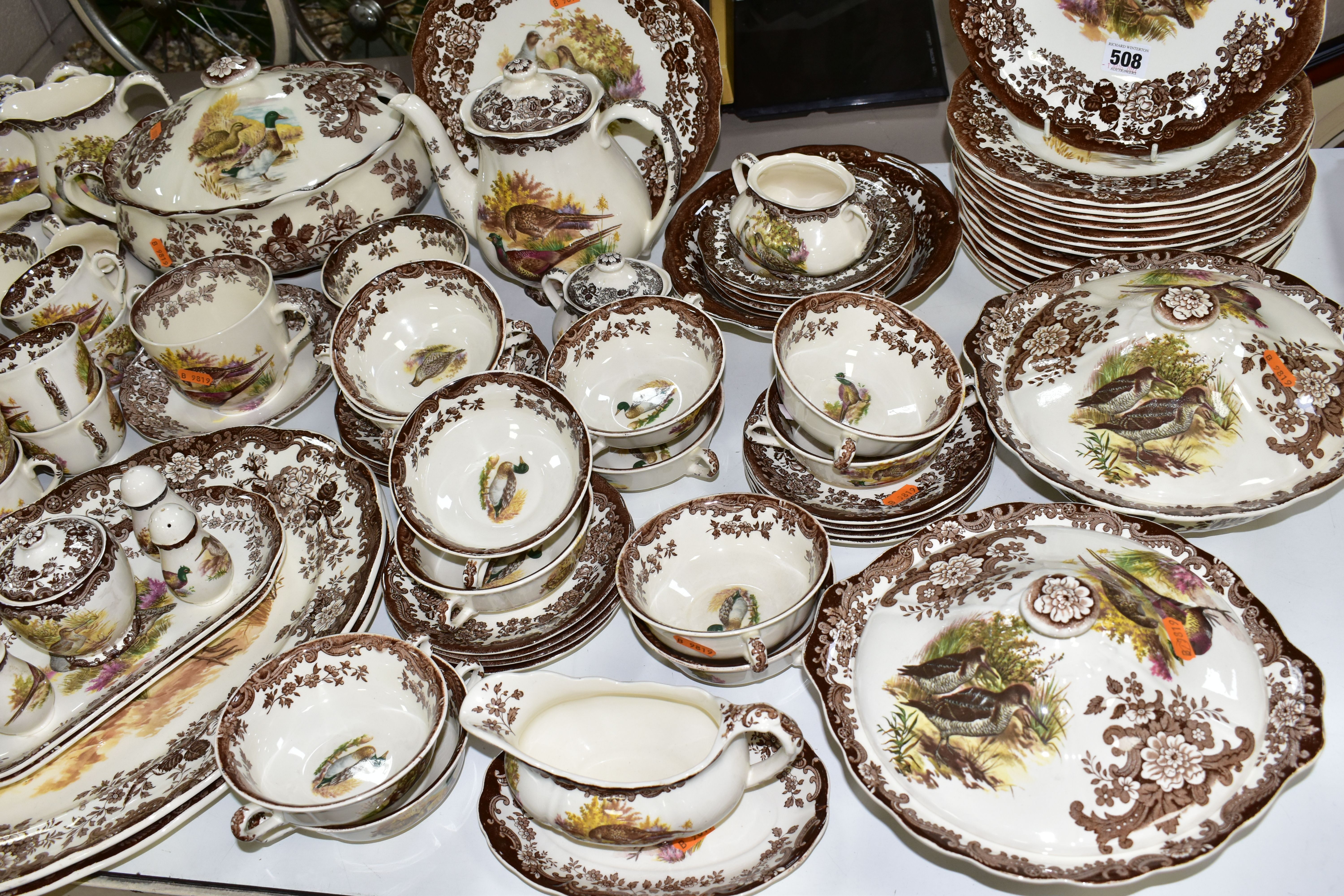 A ONE HUNDRED AND THIRTY NINE PIECE PALISSY (ROYAL WORCESTER) GAME SERIES DINNER SERVICE, comprising - Image 3 of 7