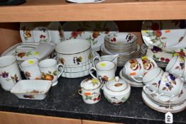 A QUANTITY OF ROYAL WORCESTER 'EVESHAM PATTERN OVEN TO TABLEWARE , comprising six cups, six saucers,