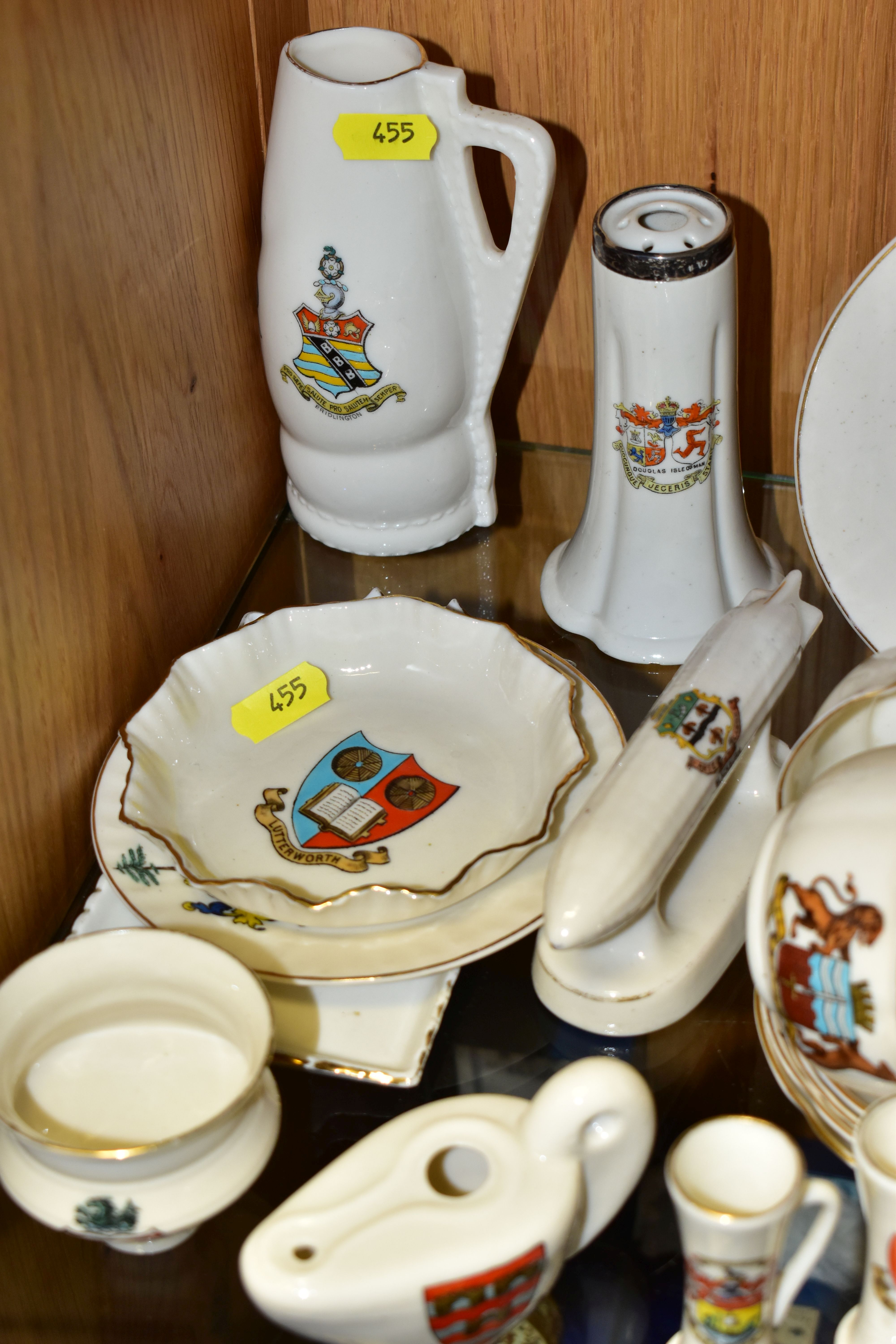 A COLLECTION OF CRESTED CHINA, the majority of pieces by Goss, items include an unmarked Zepplin - Image 5 of 8