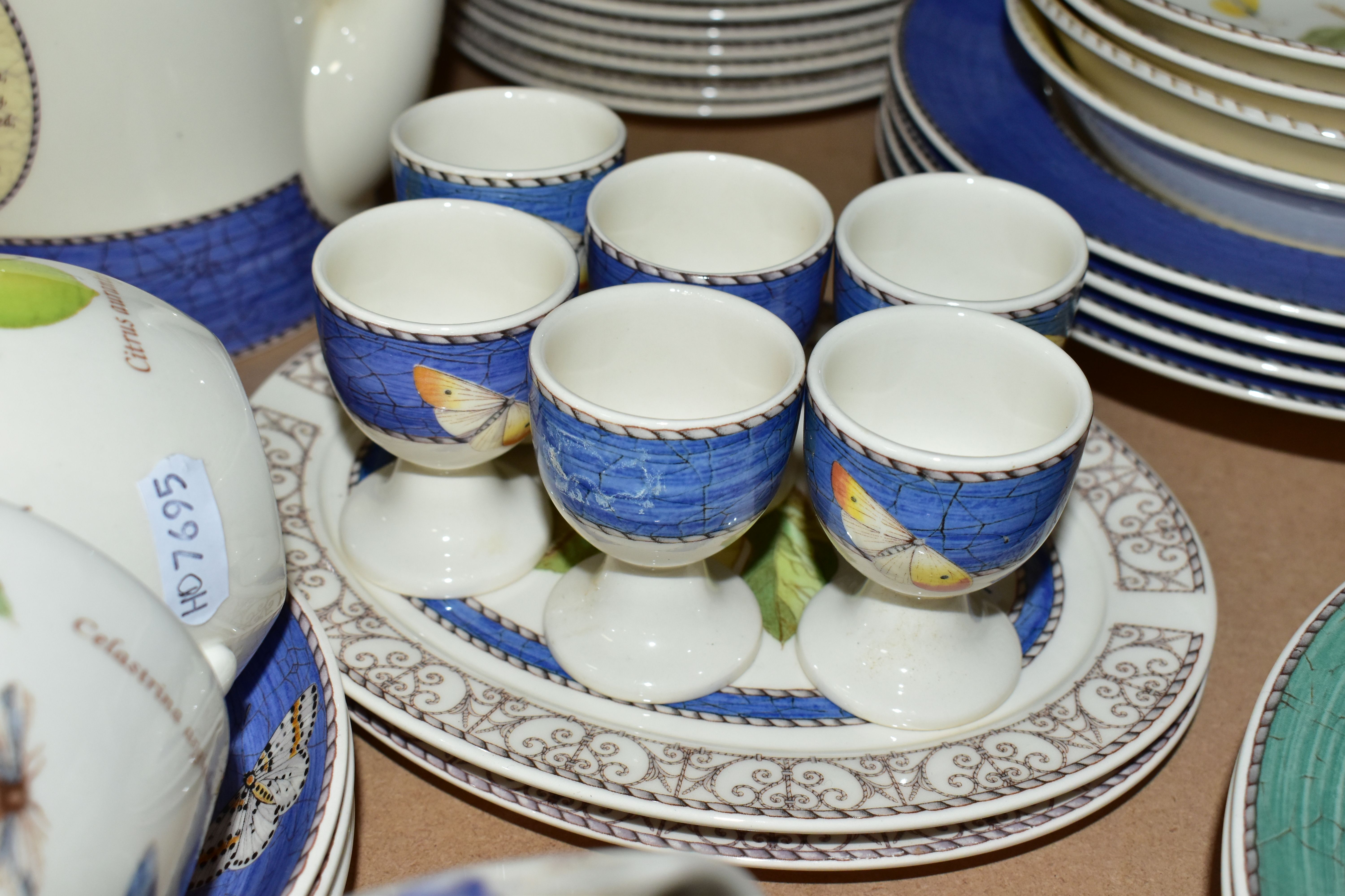 A ONE HUNDRED AND SEVEN PIECE WEDGWOOD SARAH'S GARDEN DINNER SERVICE, with blue border unless - Image 7 of 9