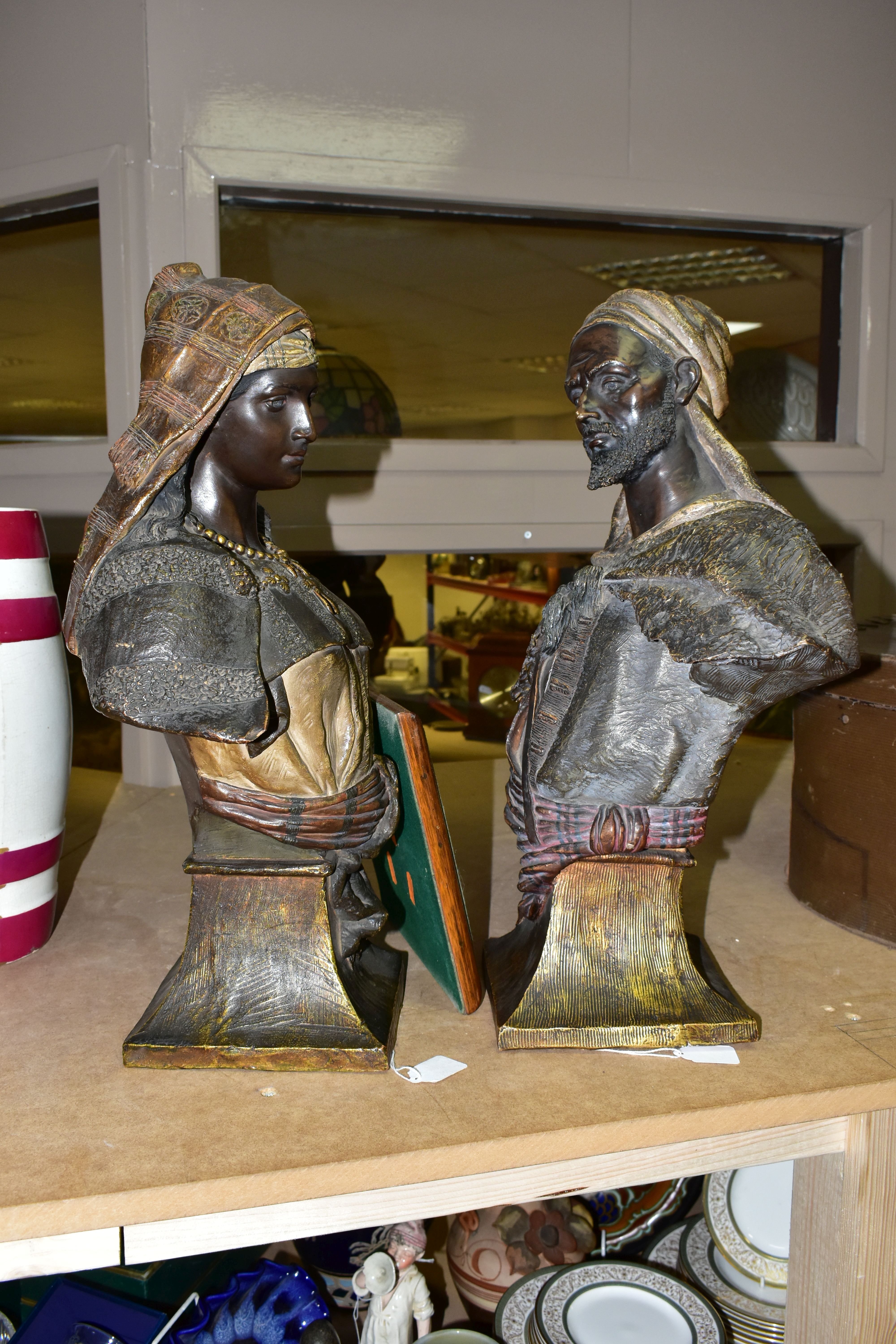 A PAIR OF LATE 19TH CENTURY FRIEDRICH GOLDSCHEIDER POLYCHROME-PATINATED TERRACOTTA ORIENTALIST BUSTS - Image 4 of 8