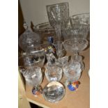 TWENTY ONE PIECES OF CUT GLASS AND CRYSTAL, comprising five cut glass dishes, diameter 7.5cm, oval