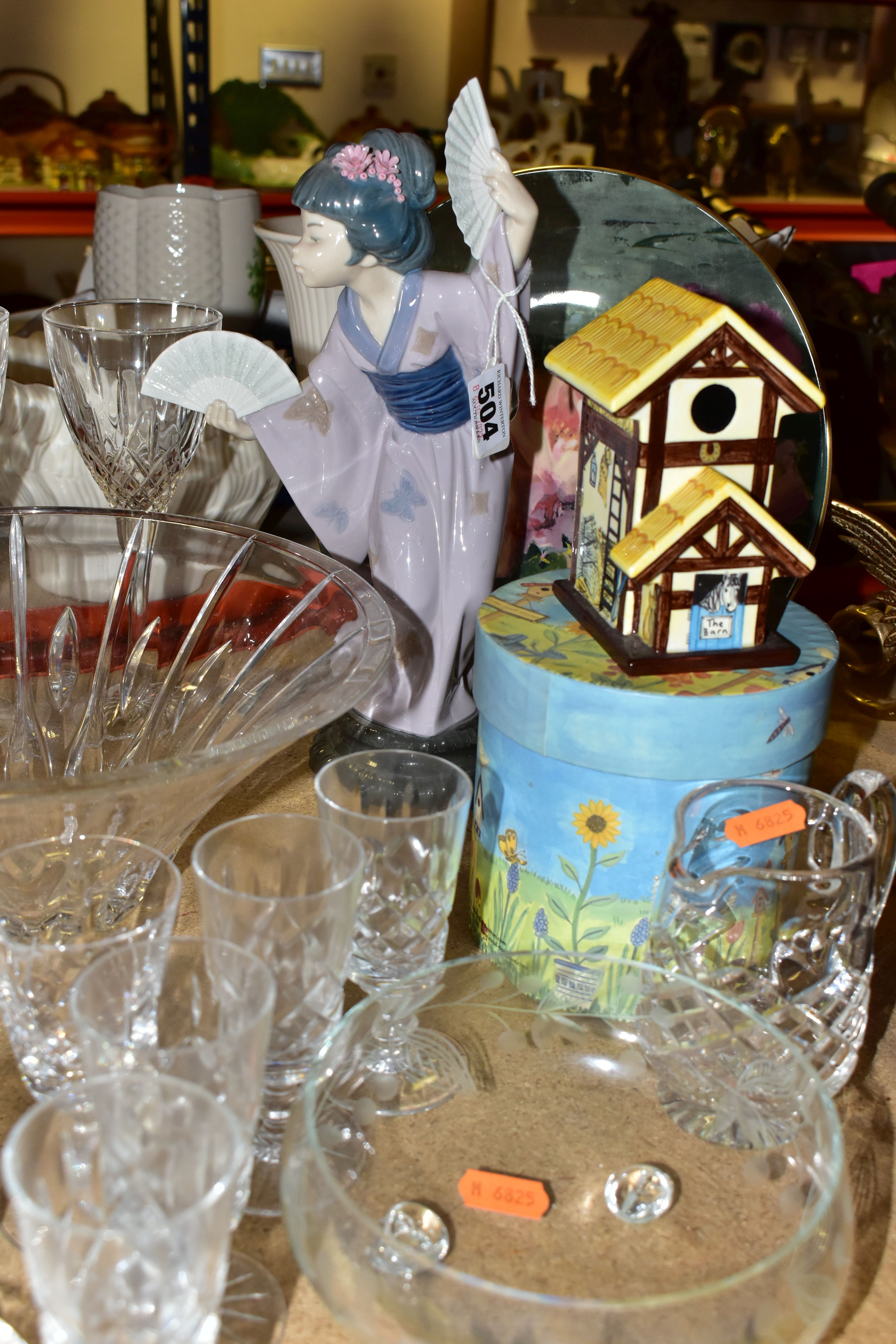 A GROUP OF CERAMICS AND GLASSWARES, to include a cased pair of Waterford Crystal brandy glasses, a - Image 5 of 6