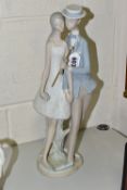 A LLADRO 'SWEETHEARTS' FIGURINE, No.4598 by J. Fernandez 1969-1978, height 38cm (1) (Condition