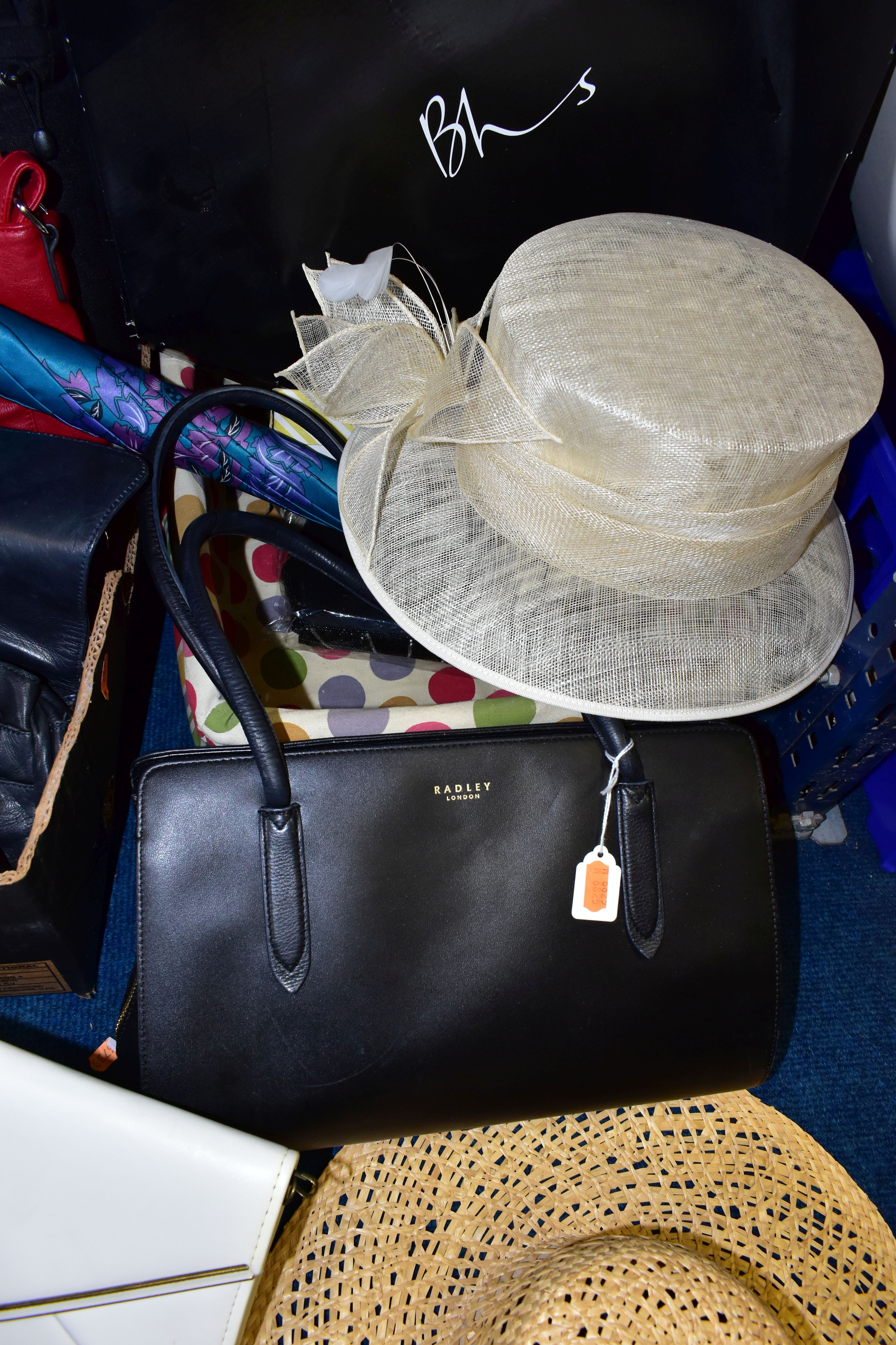 TWO BOXES AND LOOSE HANDBAGS, HATS AND OTHER ACCESSORIES, to include a black Radley handbag, other - Image 3 of 5