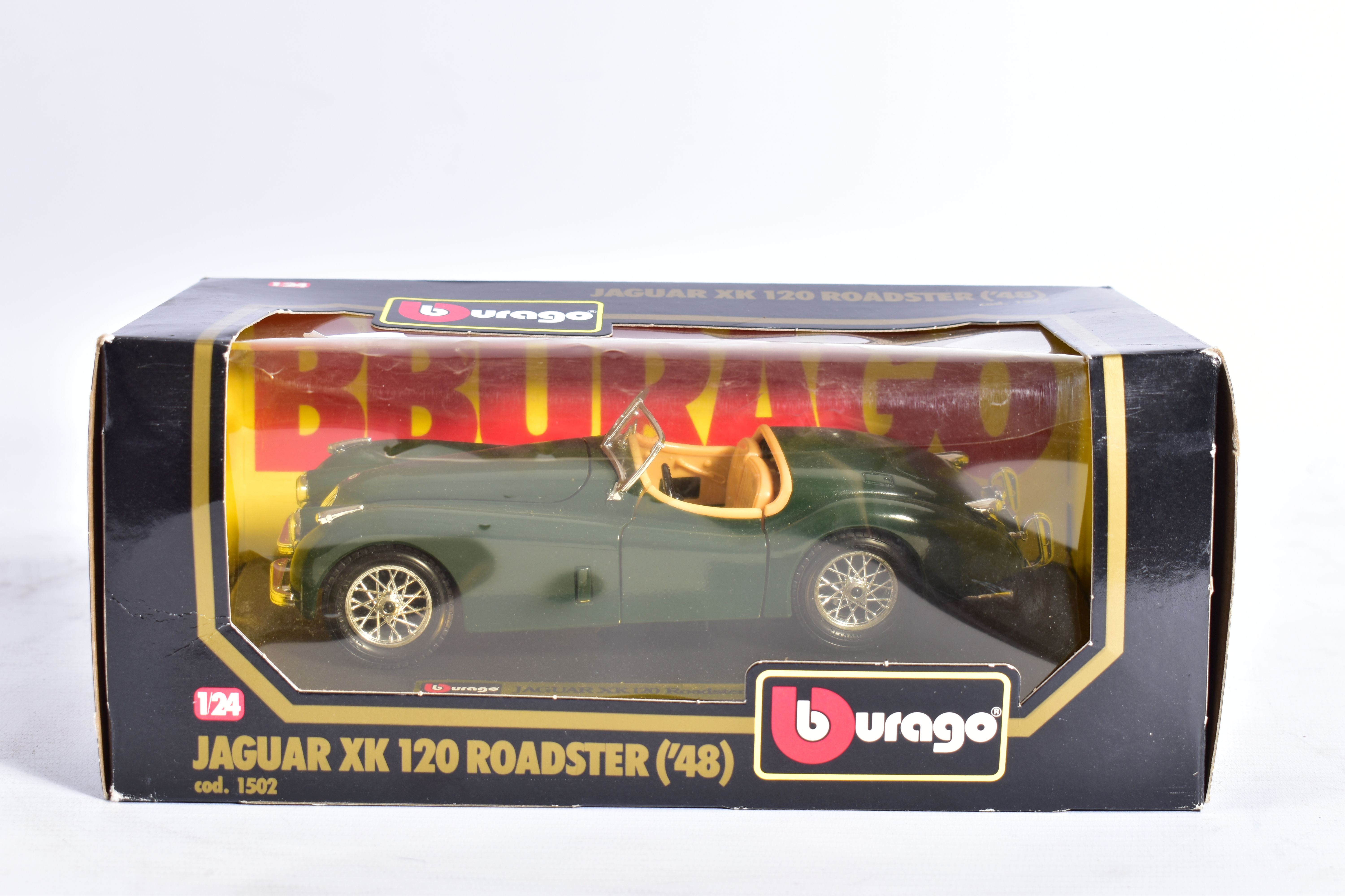 A QUANTITY OF BOXED BBURAGO 1:24 SCALE DIECAST CAR MODELS, mix of 1930's and 1940's sports cars - Image 13 of 18