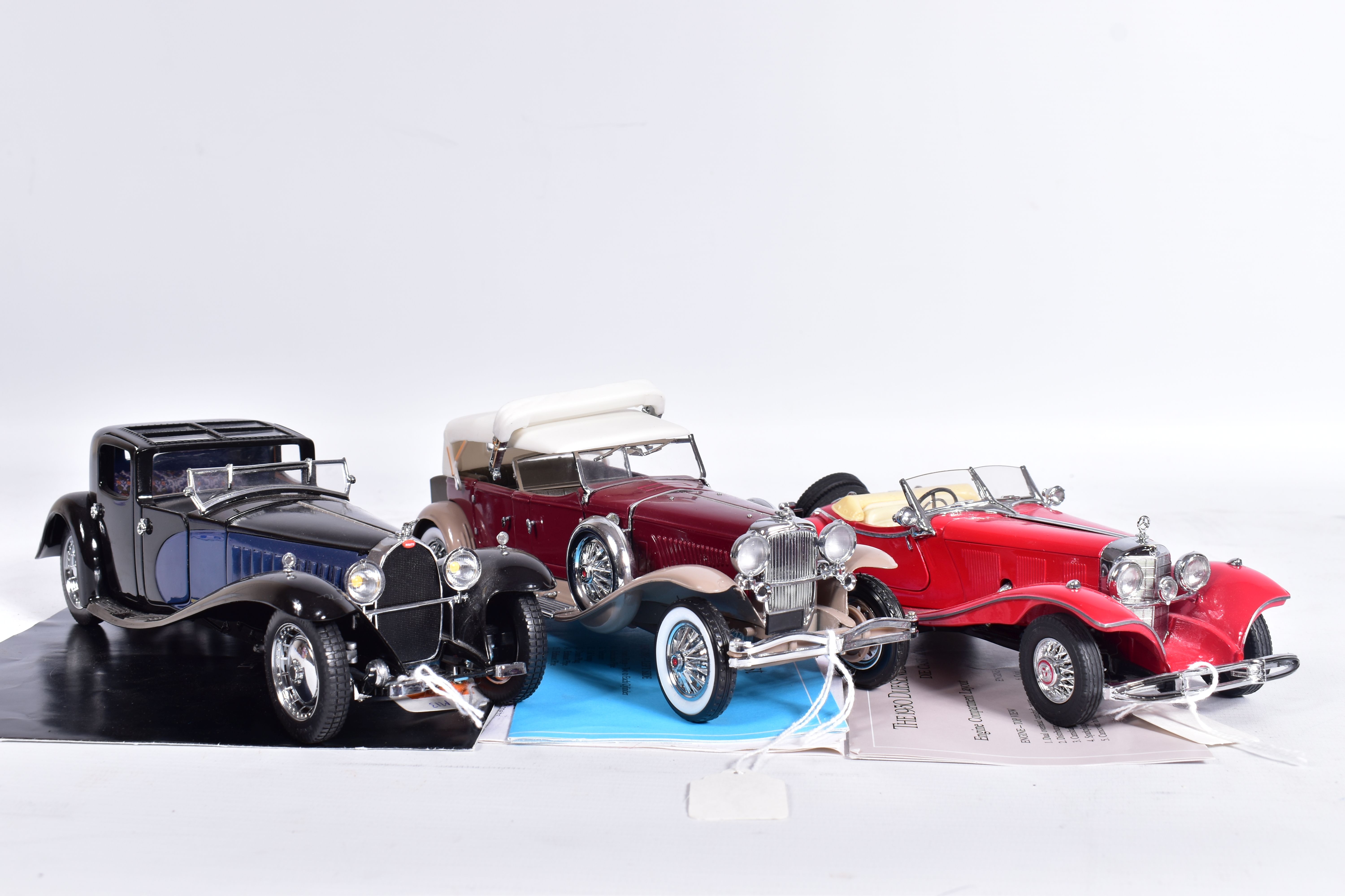 THREE UNBOXED FRANKLIN MINT CARS, all 1:24 scale, 1930 Bugatti Royale Coupe Napoleon, 1930