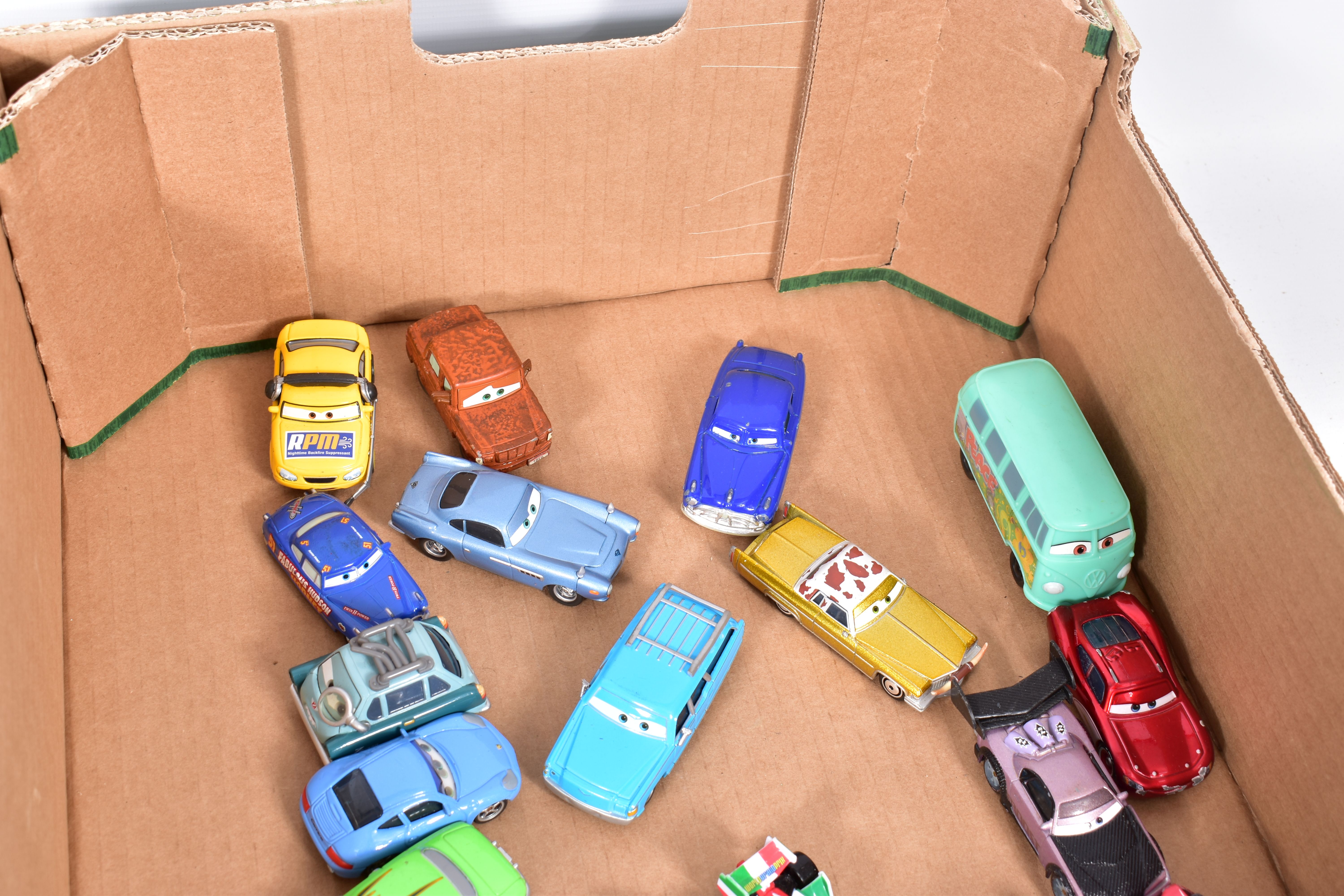 A COLLECTION OF PLASTIC MODELS FROM THE DISNEY PIXAR FILM CARS, assorted models, scales and - Image 7 of 7