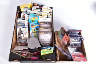 A QUANTITY OF ASSORTED MODERN MATTEL HOT WHEELS & GREENLIGHT FILM, TV, COMIC & GAMING RELATED
