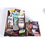 A QUANTITY OF ASSORTED MODERN MATTEL HOT WHEELS & GREENLIGHT FILM, TV, COMIC & GAMING RELATED