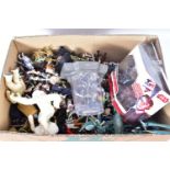 A COLECTION OF LOOSE STAR WARS ACTION FIGURES, majority are Hasbro figures dating from the early