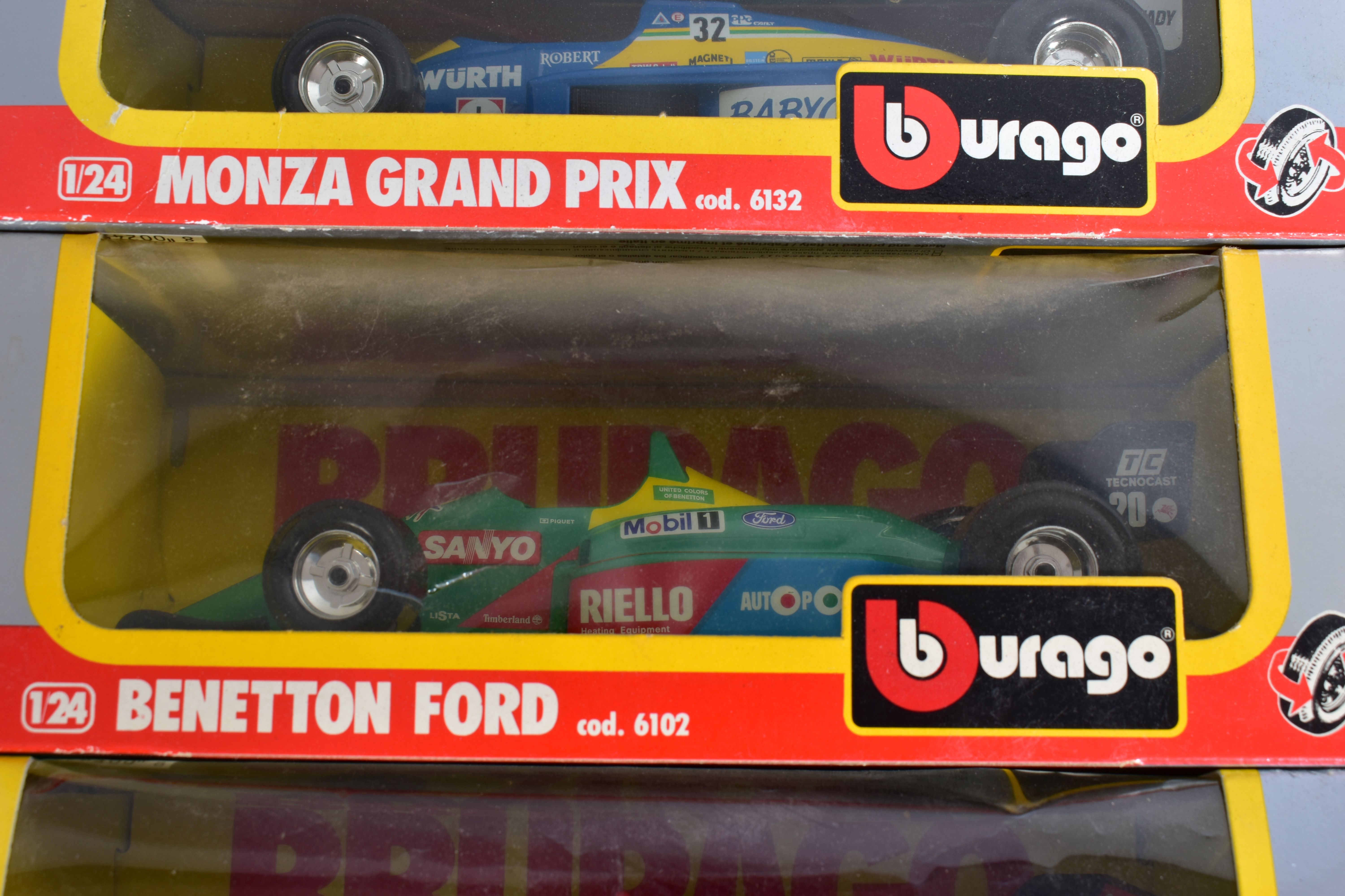 A QUANTITY OF BOXED 1:24 SCALE DIECAST CAR MODELS, Bburago racing cars and Maisto Special Edition, - Image 6 of 8