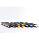 A QUANTITY OF UNBOXED AND ASSORTED HORNBY OO GAUGE INTERCITY 125 HIGH SPEED TRAIN ITEMS,