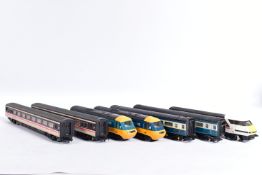 A QUANTITY OF UNBOXED AND ASSORTED HORNBY OO GAUGE INTERCITY 125 HIGH SPEED TRAIN ITEMS,