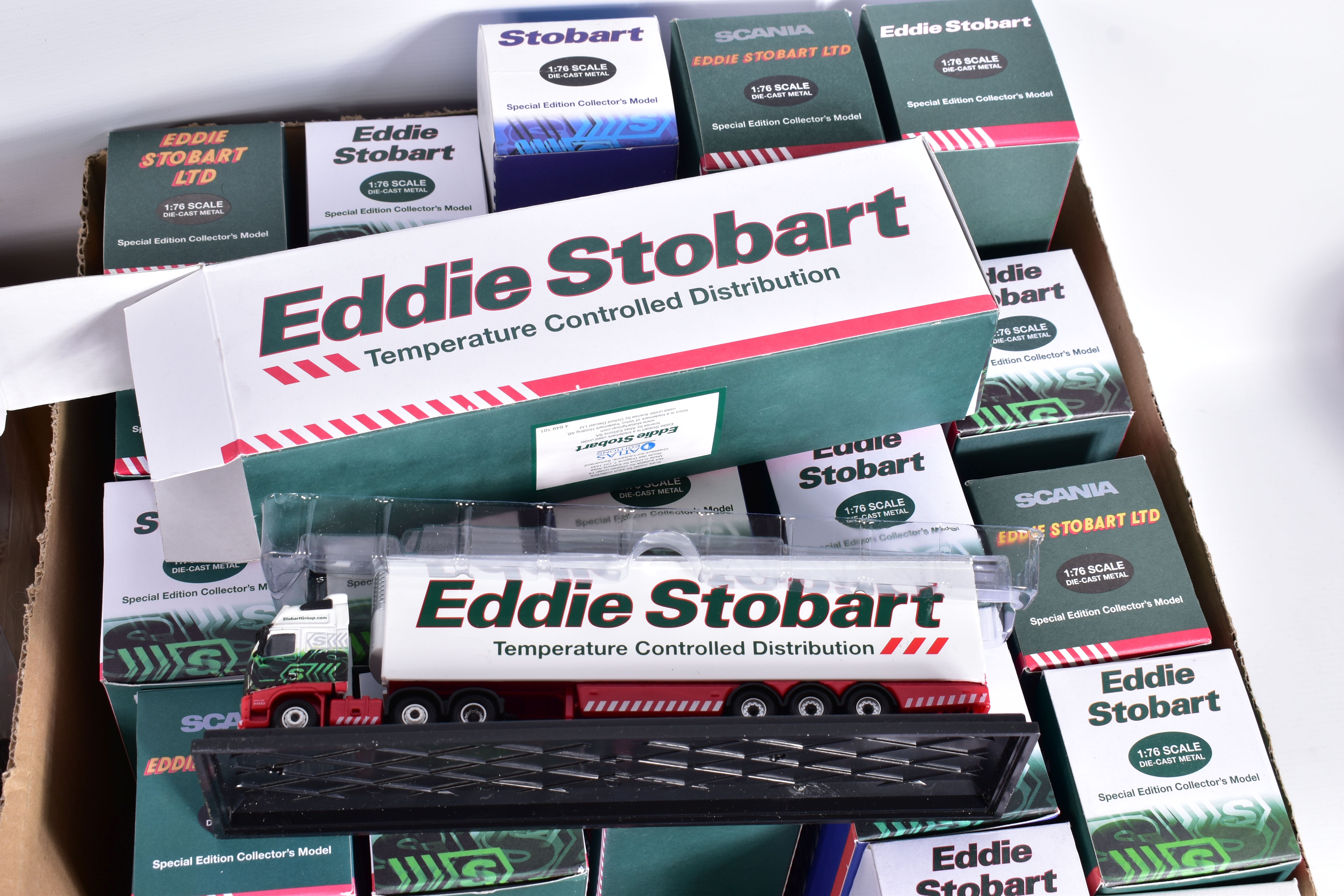 A COLLECTION OF BOXED ATLAS EDITIONS EDDIE STOBART LORRY AND TRUCK MODELS, a good collection of 1:76 - Image 6 of 7