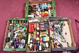 A QUANTITY OF BOXED AND UNBOXED ASSORTED DIECAST AND PLASTIC VEHICLES ETC., to include boxed