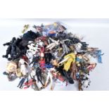 A QUANTITY OF LOOSE STAR WARS ACTION FIGURES, majority are recent Hasbro figures dating from the