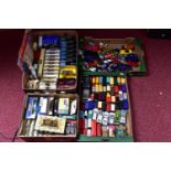 A QUANTITY OF BOXED AND UNBOXED MODERN DIECAST AND PLASTIC VEHICLES, to include boxed Corgi Classics