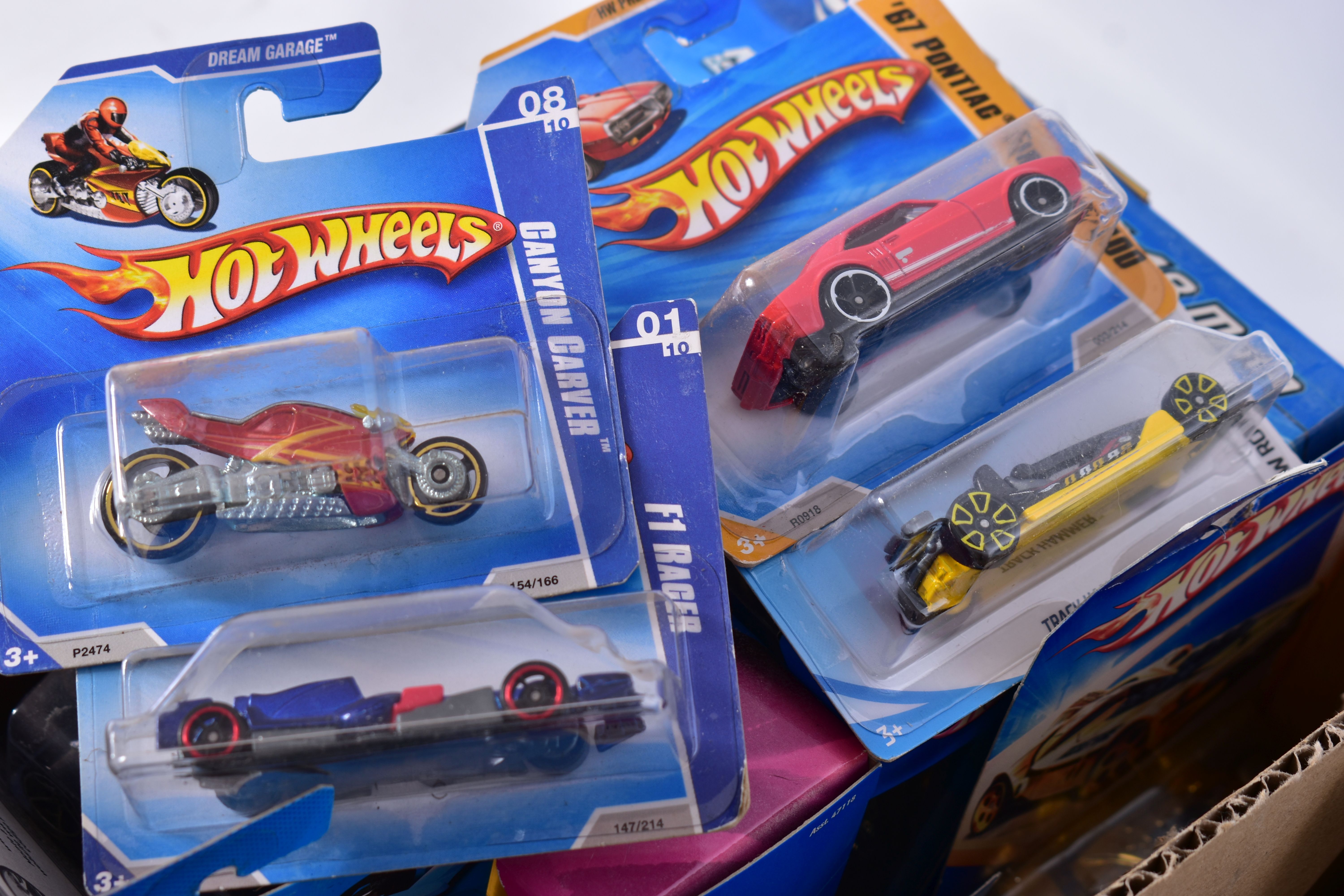 A QUANTITY OF ASSORTED MODERN MATTEL HOT WHEELS VEHICLES, all still sealed in original bubble packs, - Image 3 of 6