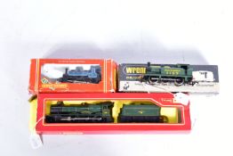 A BOXED WRENN RAILWAYS OO GAUGE CLASS R1 TANK LOCOMOTIVE, No.1127, Southern green livery (W2207),