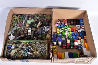 A QUANTITY OF UNBOXED AND ASSORTED MODERN PLAYWORN DIECAST AND PLASTIC VEHICLES, to include a
