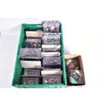 A QUANTITY OF BOXED 1/43 SCALE FORMULA 1 RACING CAR MODELS, mainly from the Panini F1 collection